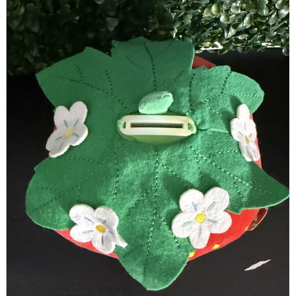 SHOPKINS Strawberry Kiss Plush 6” Coin Bank NEW - Picture 6 of 8